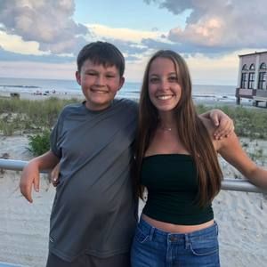 Meet your Posher, Lorraine